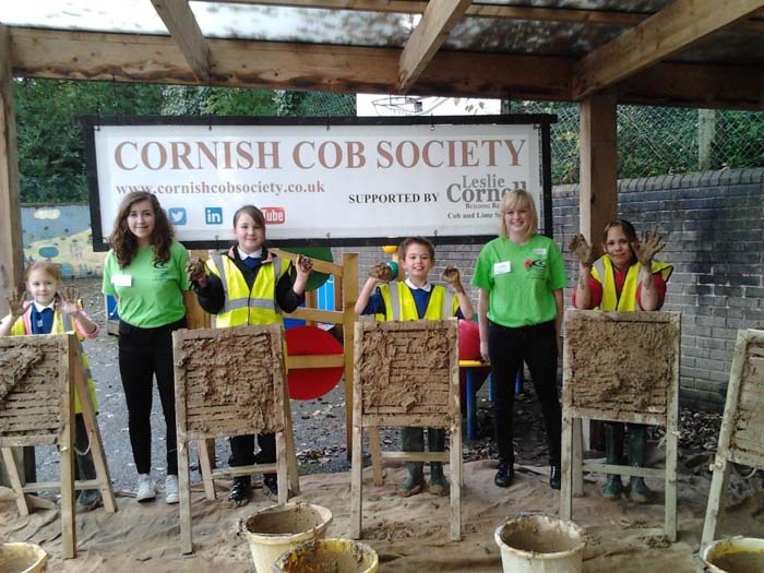 Cornell Cob Cob in Schools Cornwall