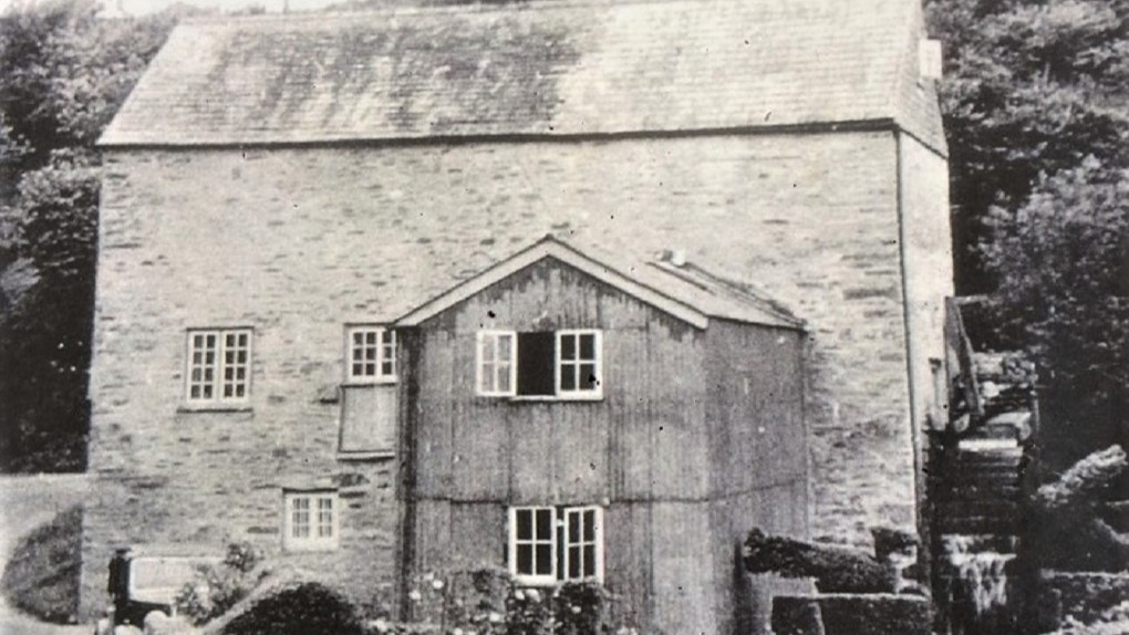 Grade II Listed Manorial Corn Mill Cornwall Before