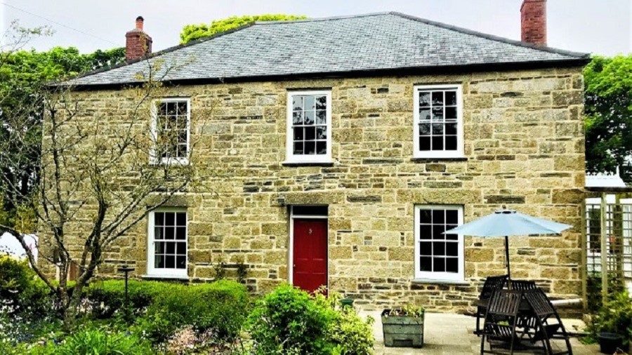 Damp Walls In Cornwall