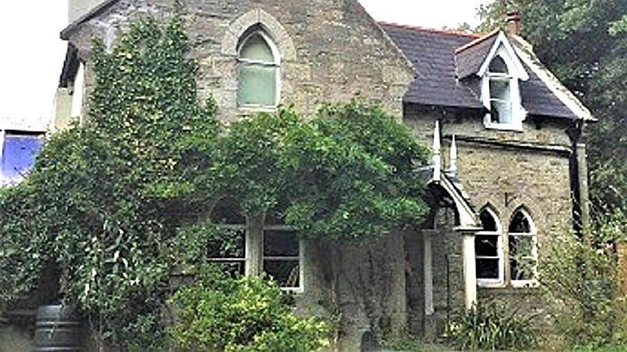 Damp Walls In Cornwall
