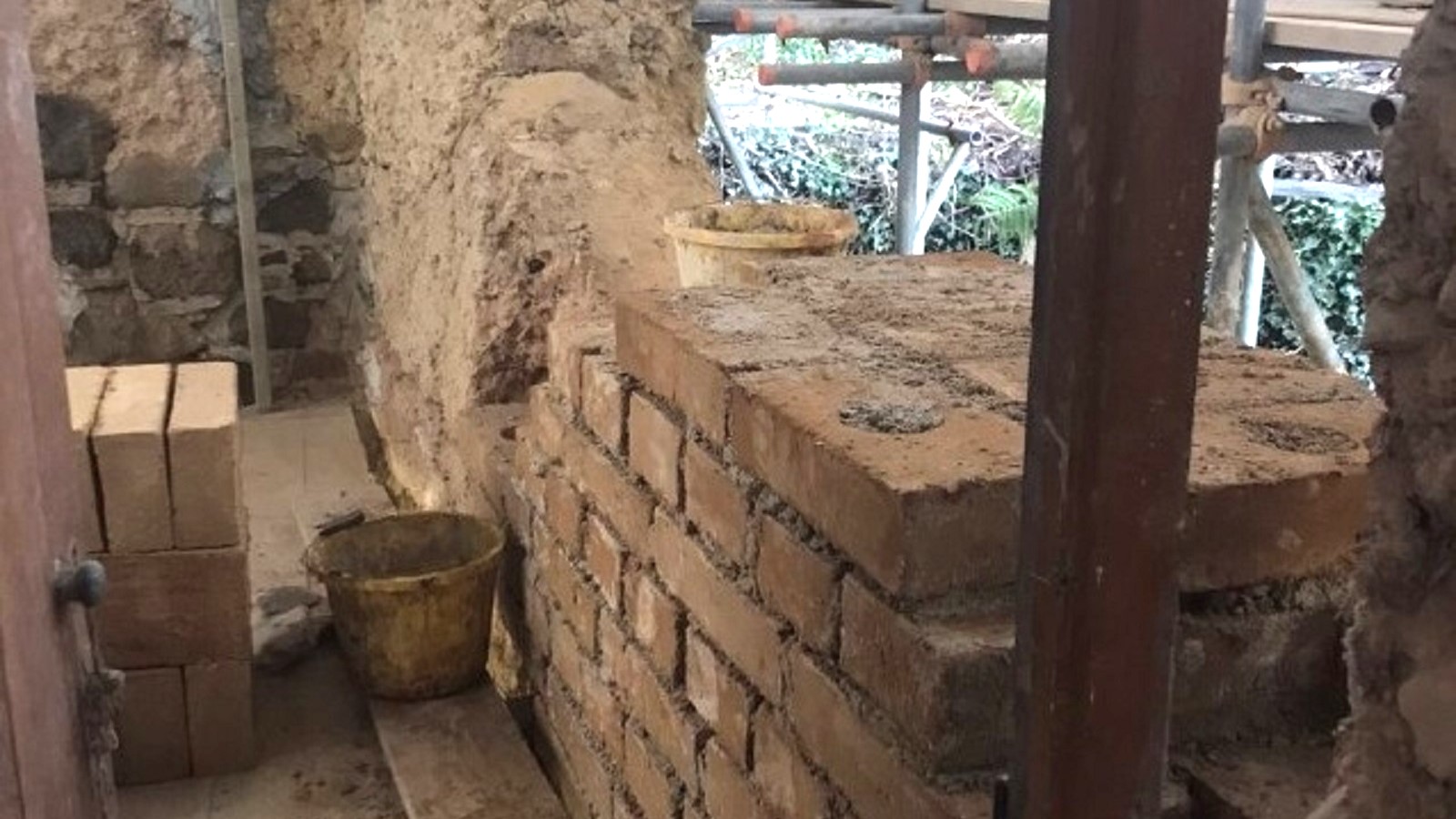 Cob Wall Repair Cornwall