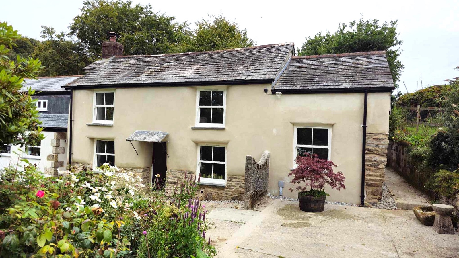 Lime Rendering Cob and Lime Pointing Stone Bodmin