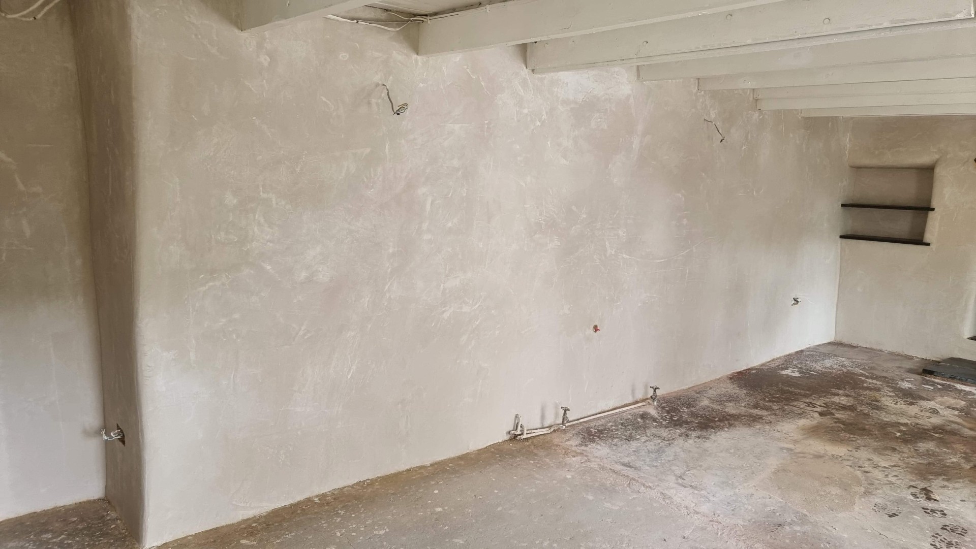Lime Pointing Golant