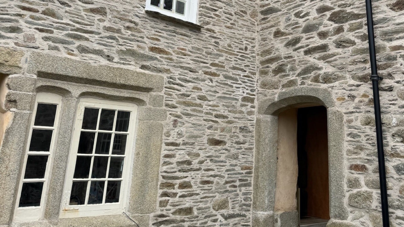 Lime Pointing Grade II* Listed House Bodmin