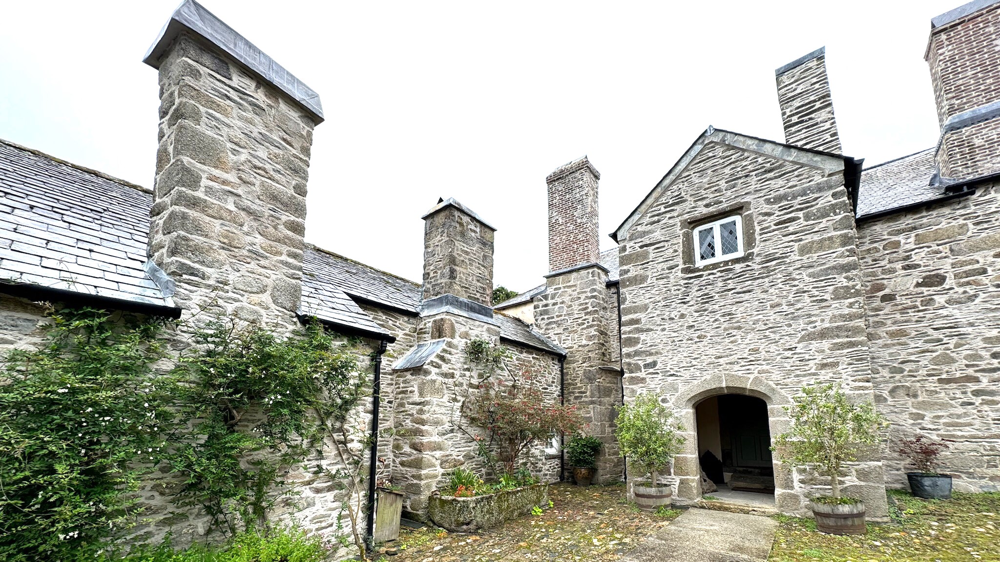 Lime Pointing Grade II* Listed Chimneys Bodmin
